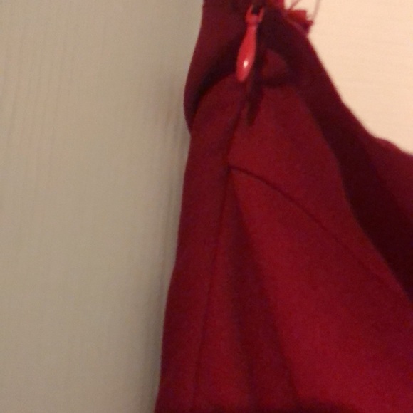 One shoulder wine colored dress with scalloped details - Picture 3 of 5